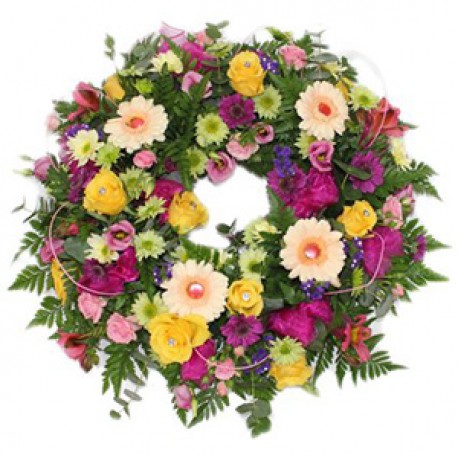 loose mixed traditional wreath